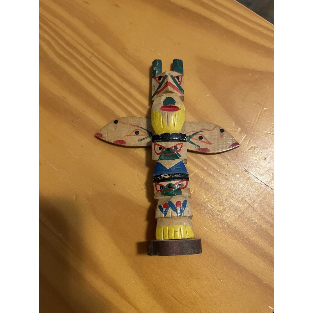 VTG Hand Painted Carved Shinnecock Wood Totem Pole Figurine Native American